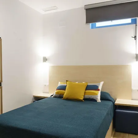 Take Surf Conil אכסניה קוניל דה לה פרונטרה