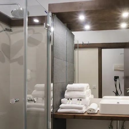 Take Surf Conil קוניל דה לה פרונטרה