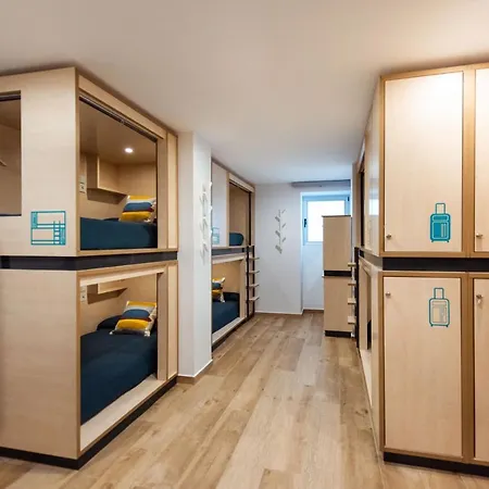Take Surf Conil Albergue *