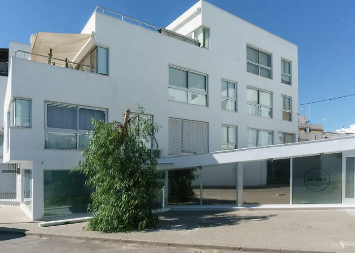 Take Surf Conil * Коніль-де-ла-Фронтера