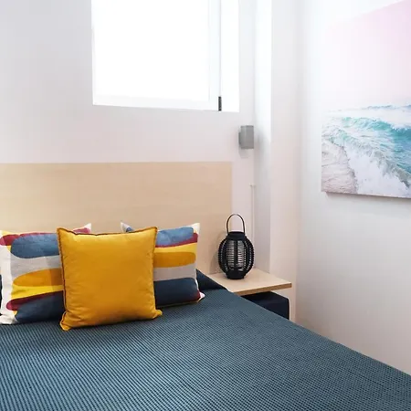 Take Surf Conil Коніль-де-ла-Фронтера