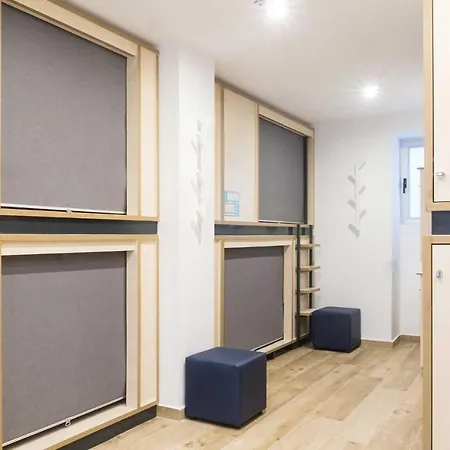 Take Surf Conil * Коніль-де-ла-Фронтера