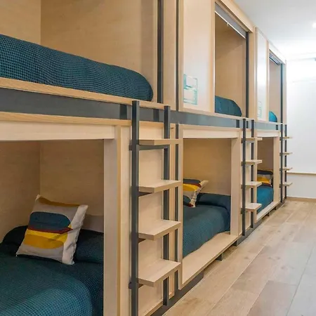 Take Surf Conil * Коніль-де-ла-Фронтера