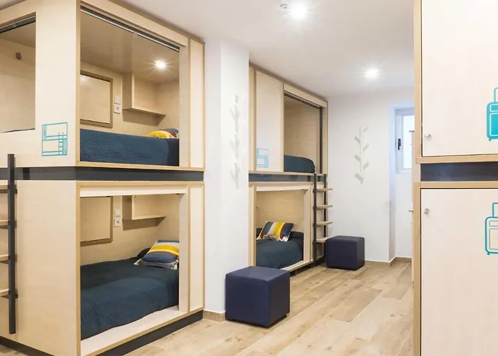 Take Surf Conil Hostal *